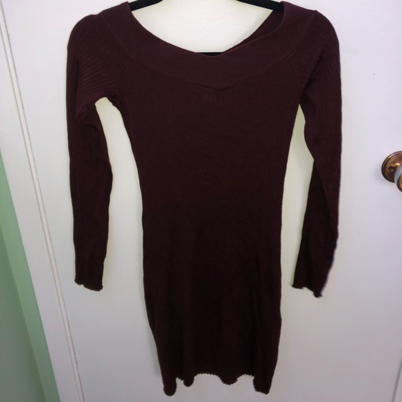 🦋3 FOR 30🦋 MAROON BODY CON DRESS - Picture 2 of 2